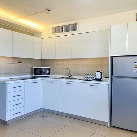 Triple A Hotel Suites Амман Екстер'єр фото